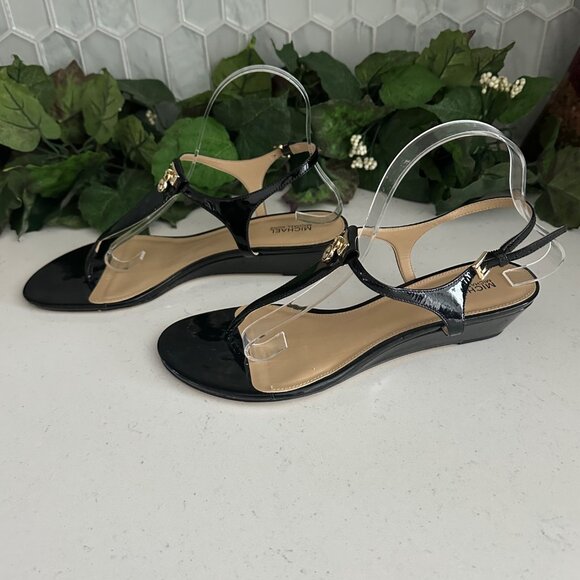 Michael Kors Black Patent Leather Thong Sandals Size 10M - Picture 2 of 8